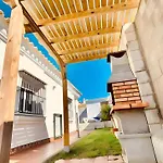 Alpehytte Piscina Privada Parking Cerca Del Pueblo Viewl