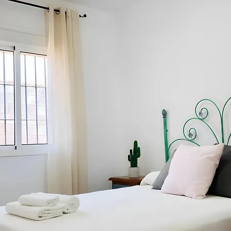 Chalet Piscina Privada Parking Cerca Del Pueblo Viewl *