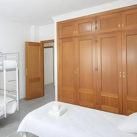 Chalet Piscina Privada Parking Cerca Del Pueblo Viewl