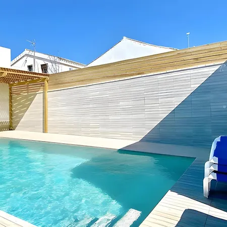 Piscina Privada Parking Cerca Del Pueblo Viewl