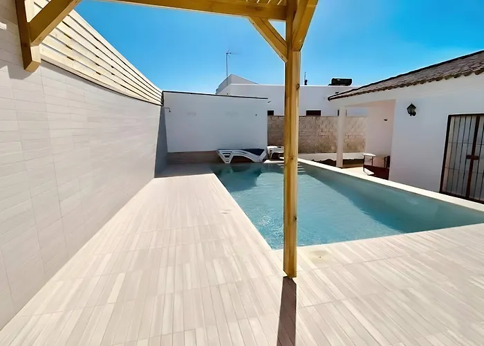 Piscina Privada Parking Cerca Del Pueblo Viewl Dağ evi Conil De La Frontera