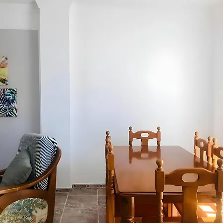 Piscina Privada Parking Cerca Del Pueblo Viewl